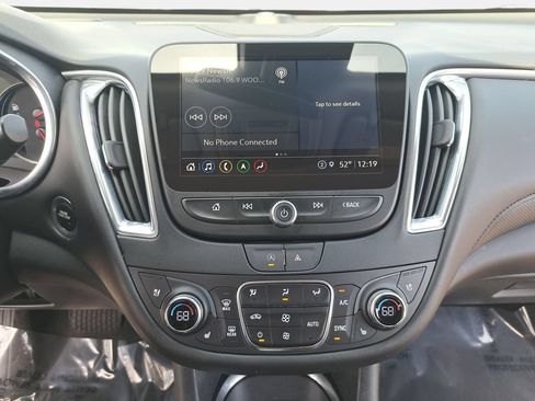 Used 2023 Chevrolet Malibu LT w/ Driver Confidence Package FWD image 19