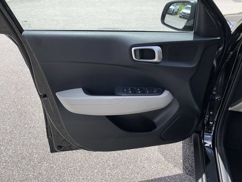 New 2026 Hyundai Venue SEL FWD image 17