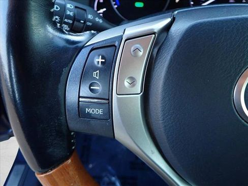 Used 2013 Lexus ES 300h Hybrid image 12