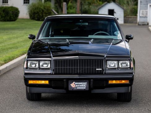 Used 1987 Buick Regal Coupe RWD image 2