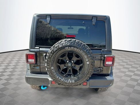 Used 2023 Jeep Wrangler Unlimited w/ Cold Weather Group AWD/4WD image 7