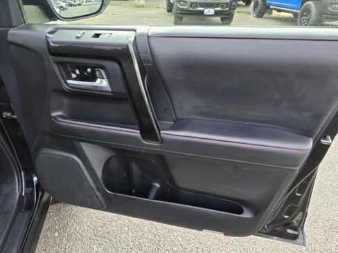 Used 2020 Toyota 4Runner TRD Off-Road Premium w/ Moonroof Package image 11