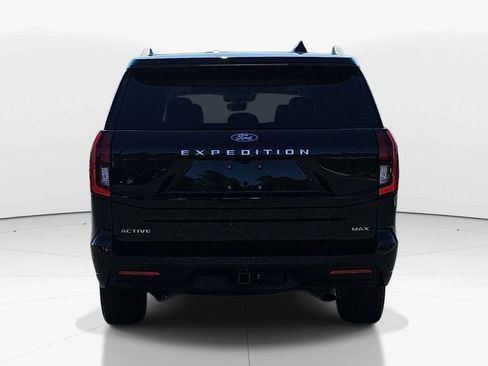 Used 2025 Ford Expedition Max Active AWD/4WD image 6