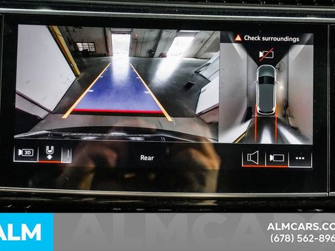 Used 2025 Audi Q7 3.0T Premium image 38