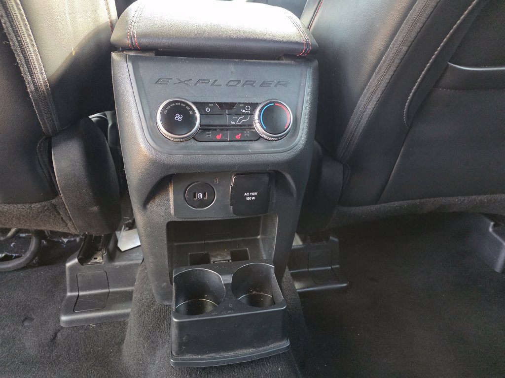 Used 2025 Ford Explorer ST-Line w/ Premium Package RWD image 18