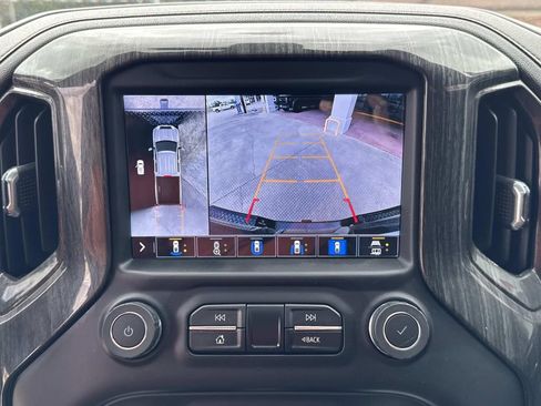 Used 2023 GMC Sierra 2500 AT4 w/ AT4 Preferred Package image 43