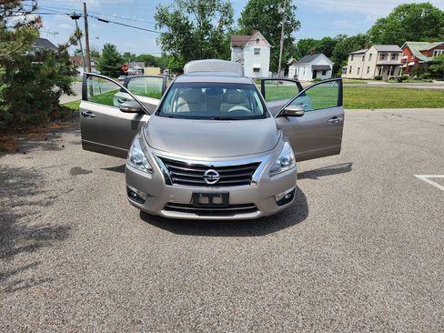 Used 2014 Nissan Altima 2.5 SV w/ Convenience Package FWD image 26