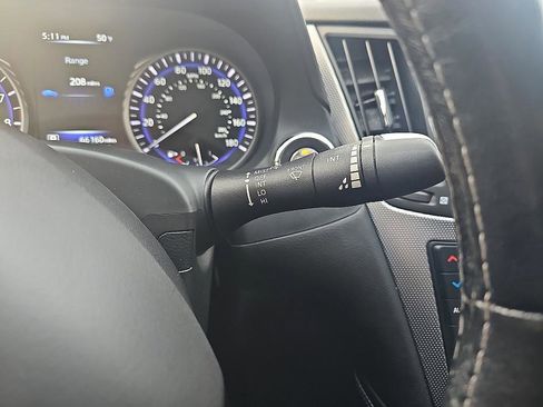 Used 2015 INFINITI Q50 Premium w/ Navigation Package image 20