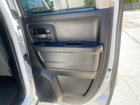 Used 2017 RAM 1500 Express w/ Express Value Package AWD/4WD image 23