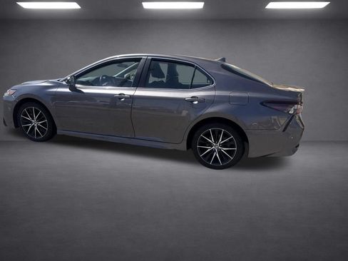 Used 2024 Toyota Camry SE FWD image 31