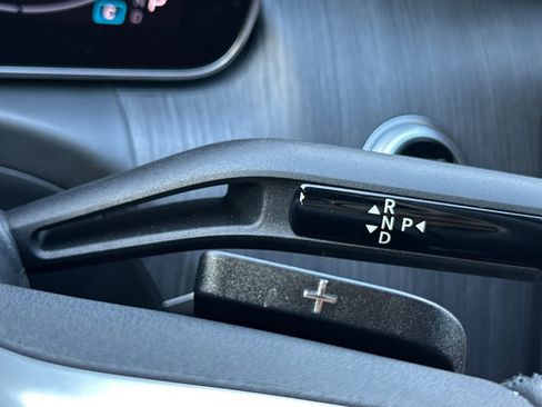 Certified 2025 Mercedes-Benz C 300 Sedan image 24