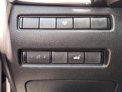 Used 2023 Nissan Rogue SV w/ SV Premium Package FWD image 24