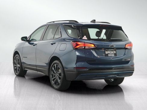 Used 2024 Chevrolet Equinox RS AWD/4WD image 3