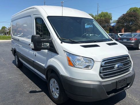 Used 2018 Ford Transit 250 148 Medium Roof RWD image 3