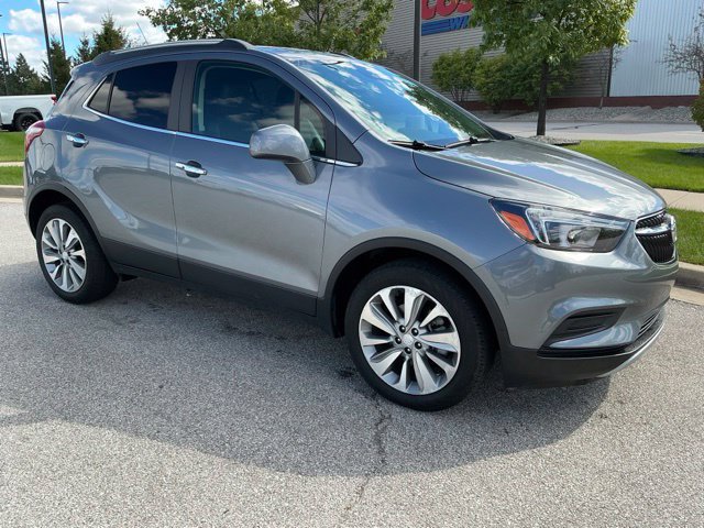 Used 2020 Buick Encore Preferred FWD image 2