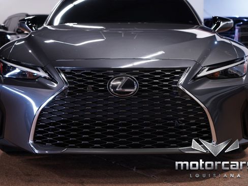 Used 2021 Lexus IS 300 w/ Comfort Package image 10