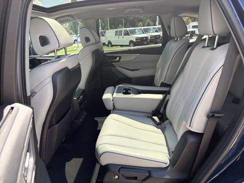 Certified 2024 Acura MDX SH-AWD w/ Advance Package image 31