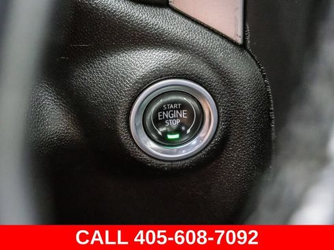 Used 2021 Chevrolet Silverado 1500 LT w/ Bed Protection Package AWD/4WD image 31