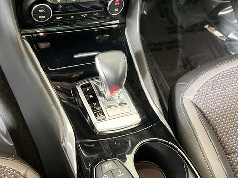 Used 2019 INFINITI QX30 Premium w/ Navigation Package image 17