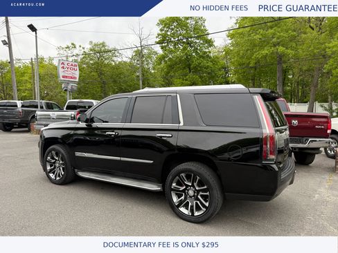 Used 2015 Cadillac Escalade Premium AWD/4WD image 3