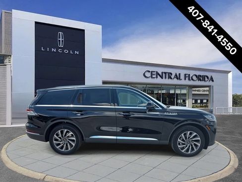 New 2025 Lincoln Aviator 2WD w/ Equipment Group 101A image 2