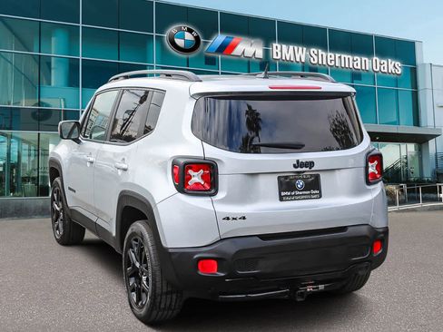 Used 2017 Jeep Renegade Altitude image 6