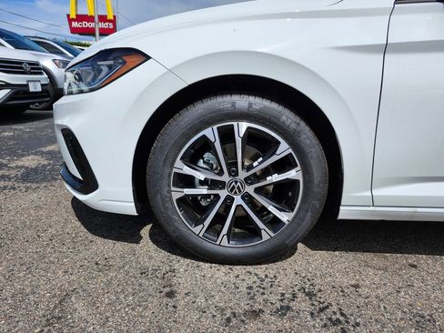 New 2025 Volkswagen Jetta Sport image 23
