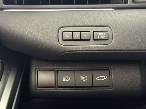 New 2026 Toyota C-HR AWD/4WD image 34