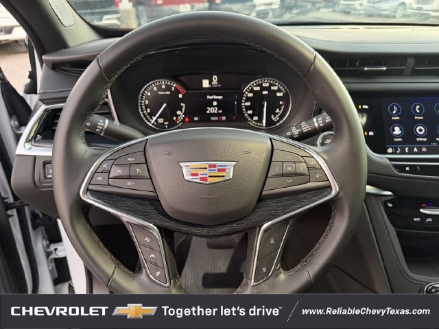 Used 2025 Cadillac XT5 Premium Luxury w/ LPO, Floor Liner Package AWD/4WD image 13