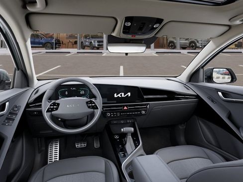 New 2025 Kia Niro EX Touring image 14
