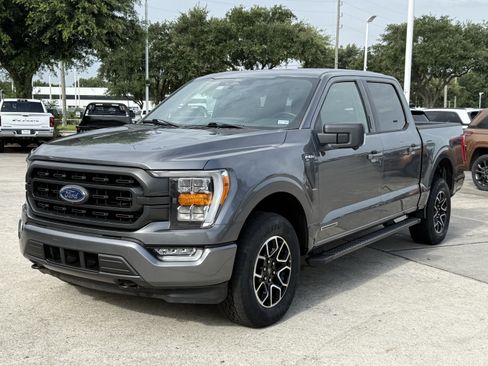 Used 2022 Ford F150 XLT w/ Equipment Group 302A High AWD/4WD image 9