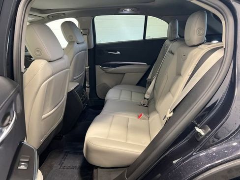 Used 2023 Cadillac XT4 Luxury w/ Cold Weather Package image 18