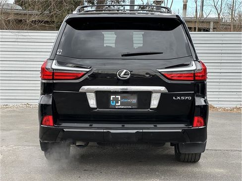 Used 2017 Lexus LX 570 4WD image 11