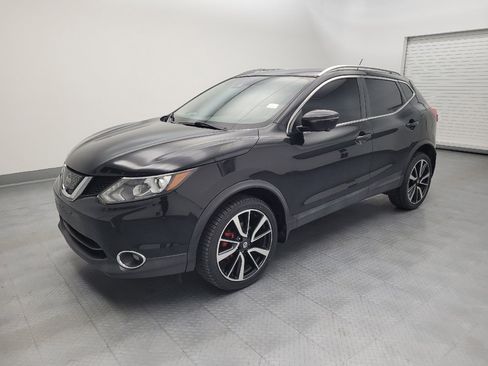 Used 2018 Nissan Rogue Sport SL w/ SL Premium Package AWD/4WD image 2
