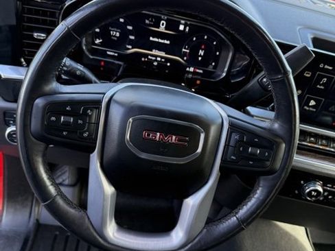 Used 2022 GMC Sierra 1500 SLE image 18