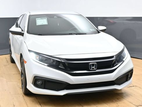 Used 2020 Honda Civic Sport image 4