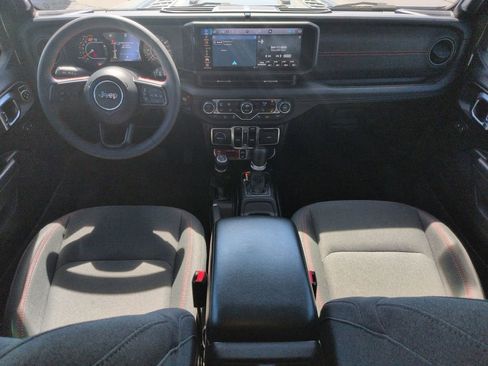 Used 2024 Jeep Wrangler Unlimited Rubicon w/ XTREMEE 35" Tire Package image 12