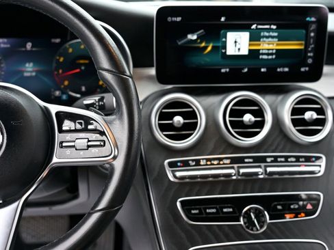 Used 2021 Mercedes-Benz C 300 Sedan image 23