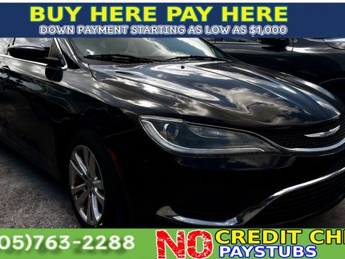Used 2015 Chrysler 200 Limited w/ Convenience Group FWD image 1