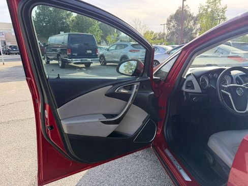 Used 2015 Buick Verano image 9