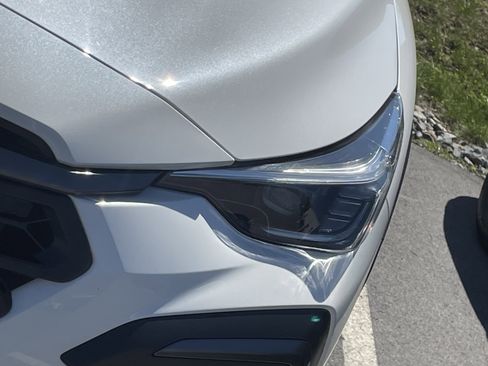 Certified 2024 Subaru Crosstrek 2.5i Limited w/ Crosstrek Mirror Package AWD/4WD image 4