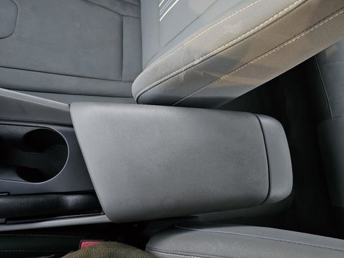 Used 2022 Hyundai Elantra SEL image 53