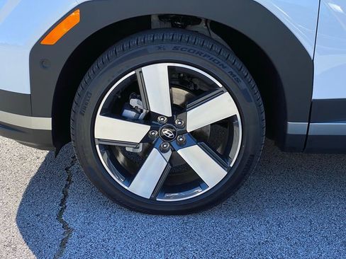 New 2026 Hyundai Santa Fe Limited AWD/4WD image 33