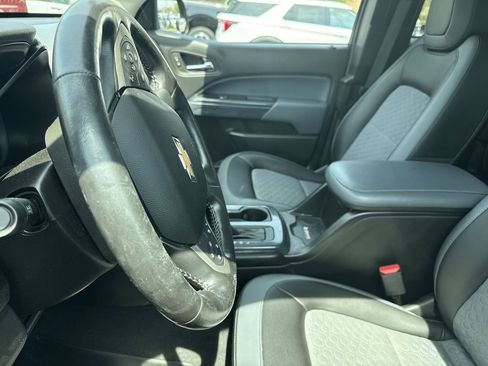 Used 2022 Chevrolet Colorado Z71 image 10