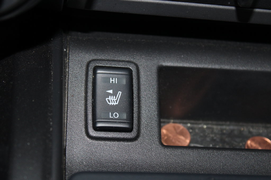 Used 2023 Nissan Titan PRO-4X w/ Pro-4x Convenience Package AWD/4WD image 33
