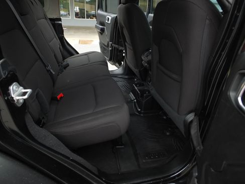 Used 2021 Jeep Wrangler Unlimited Sport w/ Sun And Sound Package AWD/4WD image 13