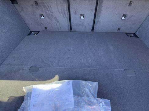 Used 2026 BMW X5 xDrive50e w/ M Sport Package image 35