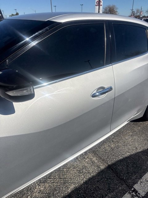 Used 2017 Nissan Maxima 3.5 SV FWD image 2