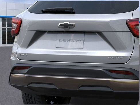 New 2026 Chevrolet Trax ACTIV w/ Driver Confidence Package image 14