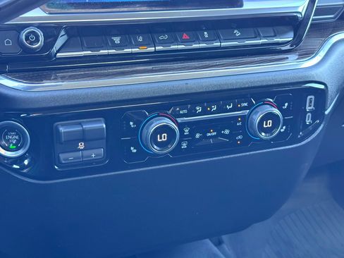 Used 2024 Chevrolet Silverado 2500 LT image 26